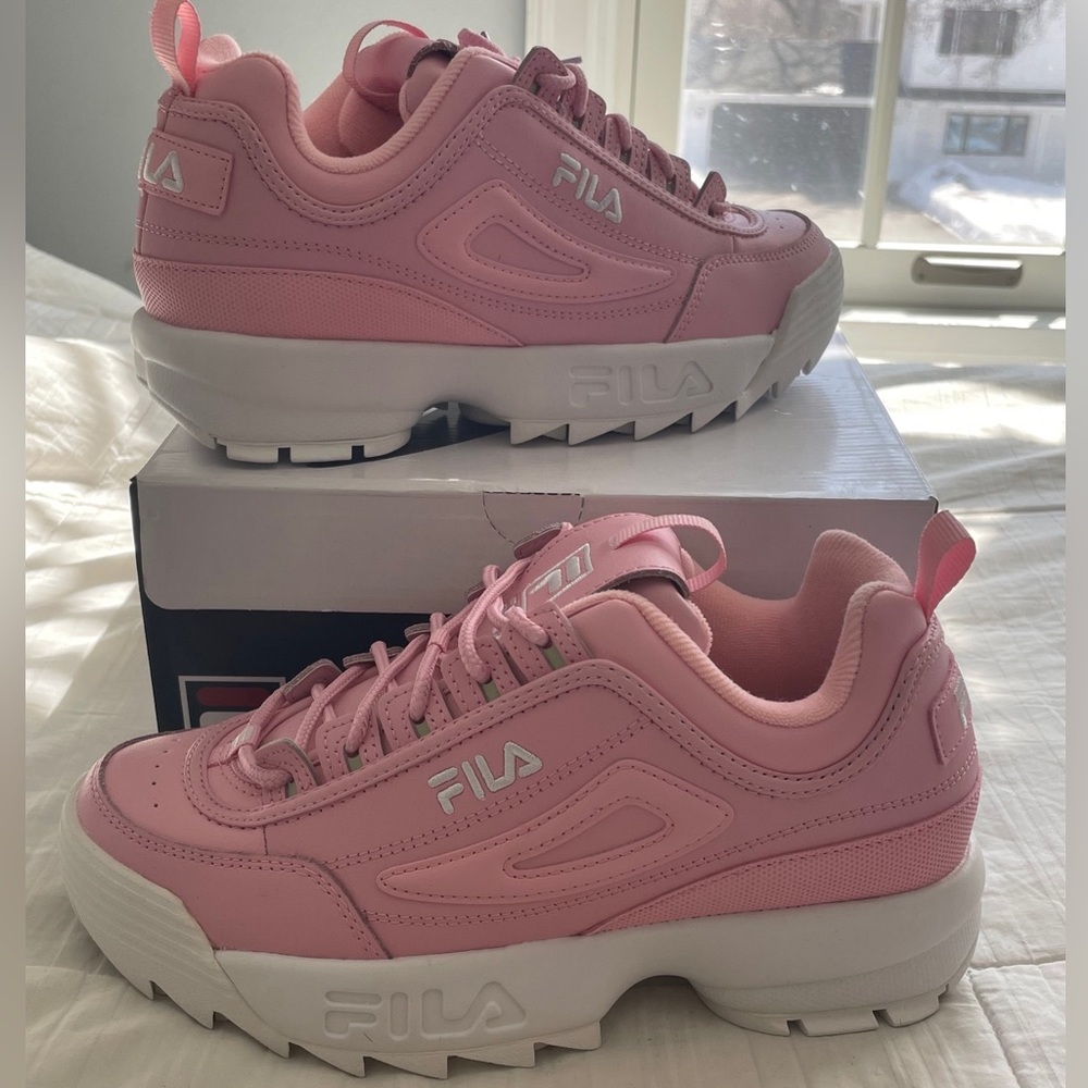 W’s Fila Disruptor II Premium Sz 8.5/39.5 Candy Pink NWT